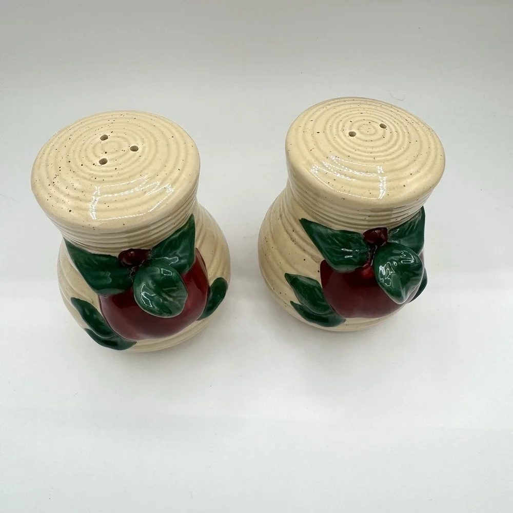 Ceramic Apple Salt & Pepper Shakers Set Country Farmhouse Vintage Pottery